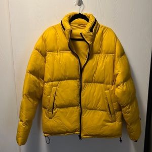 Zara puffer jacket sz M